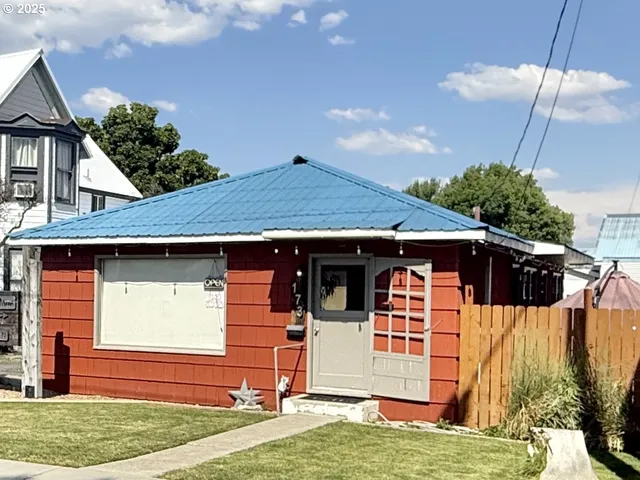 $175,000 | 173 North Canyon Boulevard, John Day, OR 97845