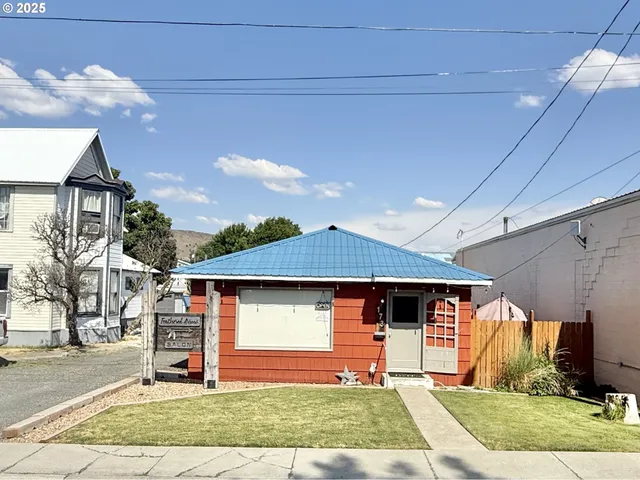 $175,000 | 173 North Canyon Boulevard, John Day, OR 97845