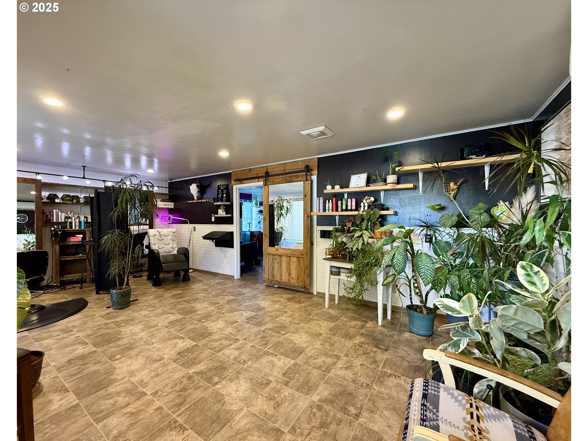 173 North Canyon Boulevard John Day, OR 97845 - Photo 8 of 29