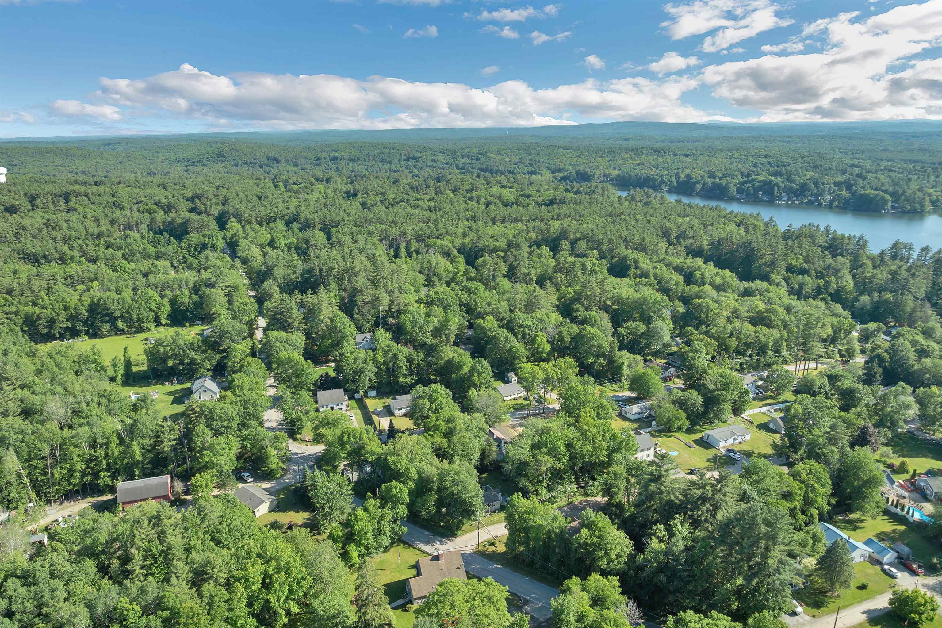 3 Carter Road Merrimack, NH 03054 - Photo 12 of 57