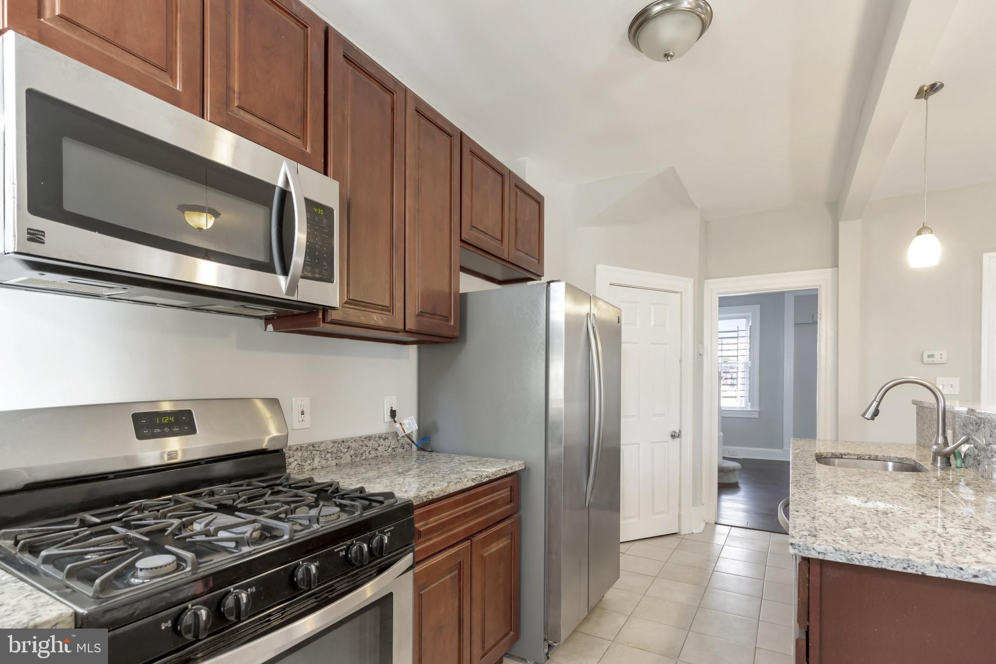 3903 Ridgewood Avenue Baltimore, MD 21215 - Photo 4 of 19 Gallery Image 4