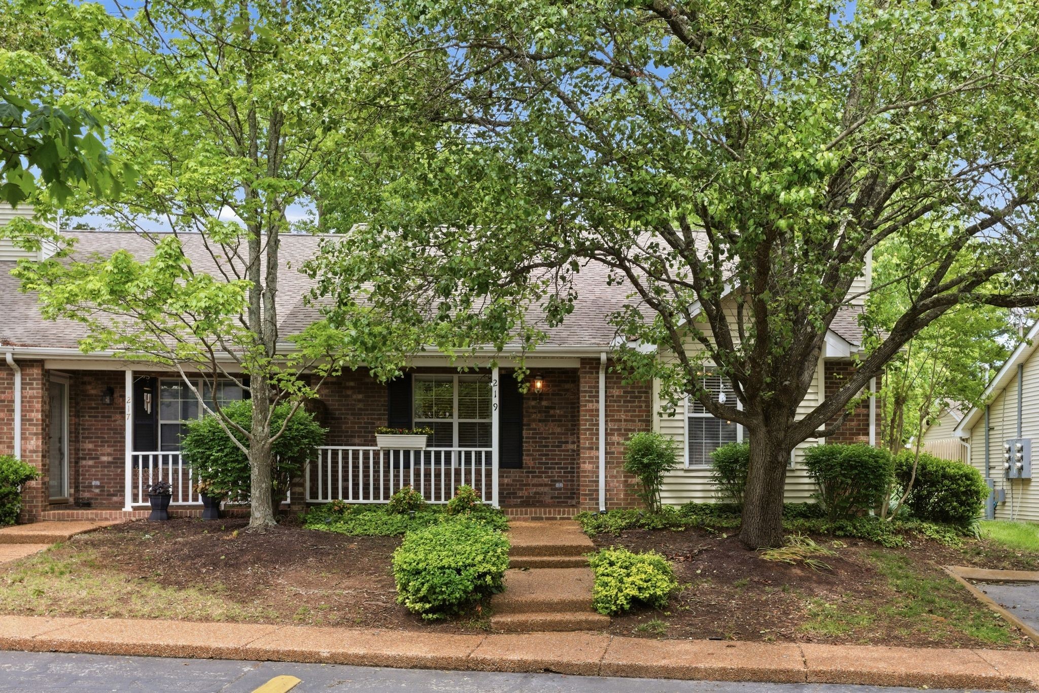 219 Pepper Ridge Circle Antioch, TN 37013 - Photo 3 of 44 Gallery Image 3