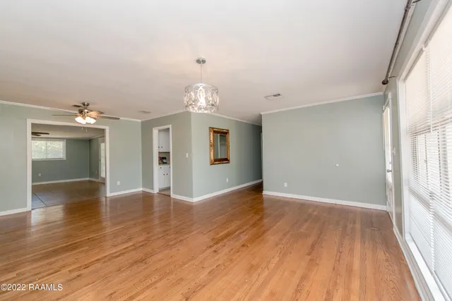 $1,950 | 232 Roselawn Boulevard, Lafayette, LA 70503