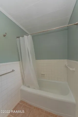 $1,950 | 232 Roselawn Boulevard, Lafayette, LA 70503