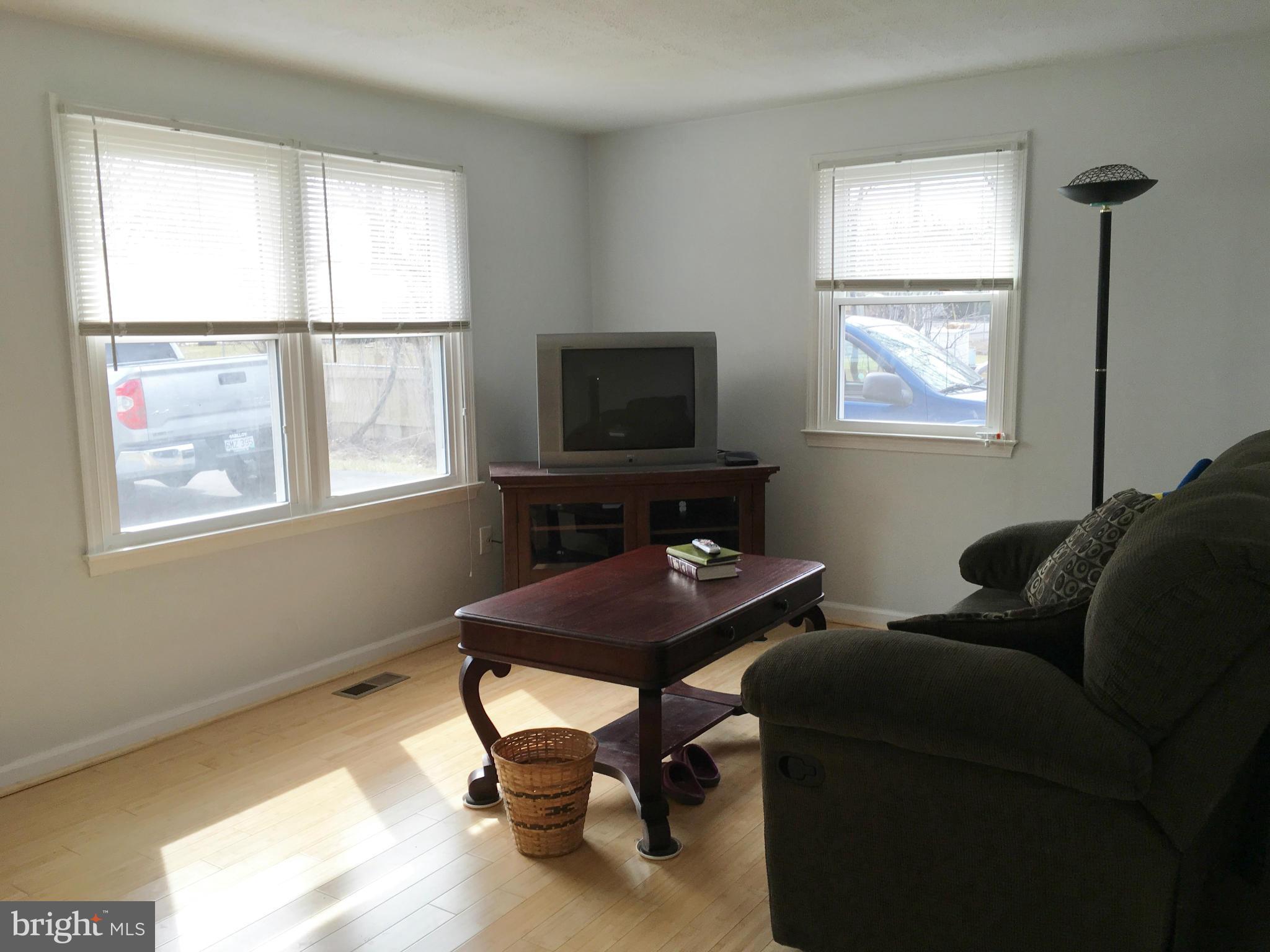 185 Apple Tree Drive Ranson, WV 25438 - Photo 2 of 19 Living Room