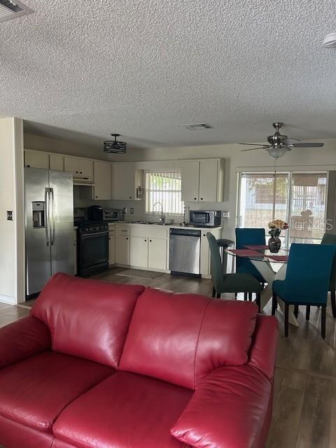 9748 Southwest 97th Street Ocala, FL 34481 - Photo 4 of 16