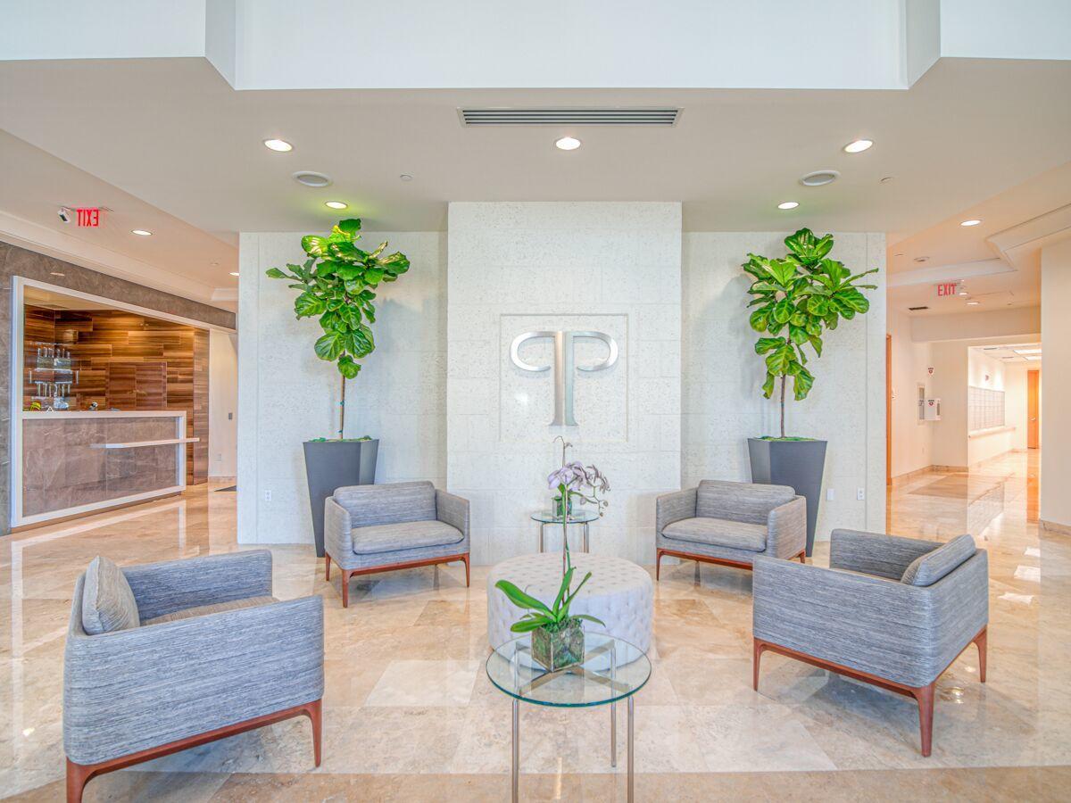 99 Southeast Mizner Boulevard, Unit 315 Boca Raton, FL 33432 - Photo 29 of 49 Lobby