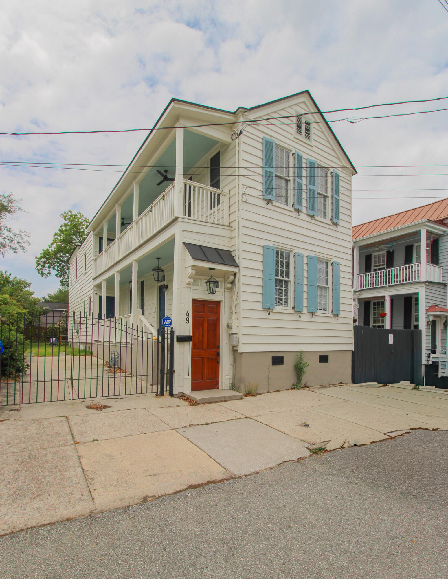 49 America Street Charleston, SC 29403 - Photo 2 of 31 IMG_2233