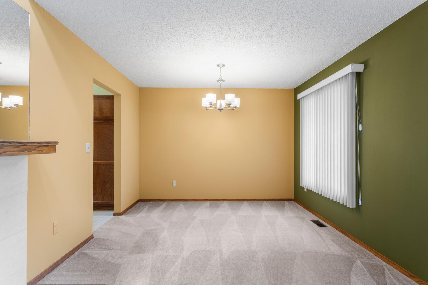 2005 Eagle Ridge Court, Unit D Urbana, IL 61802 - Photo 15 of 34