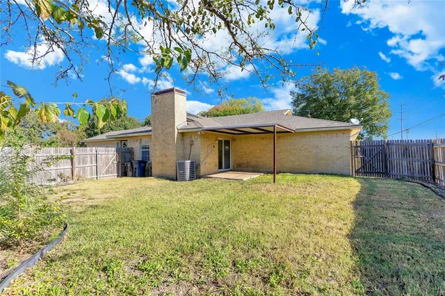 $1,785 | 4307 Segura Court South, Unit 4309, Fort Worth, TX 76132