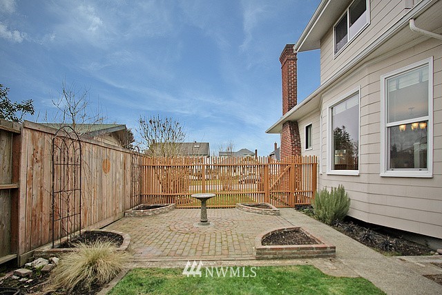 1227 Rucker Avenue Everett, WA 98201 - Photo 16 of 19