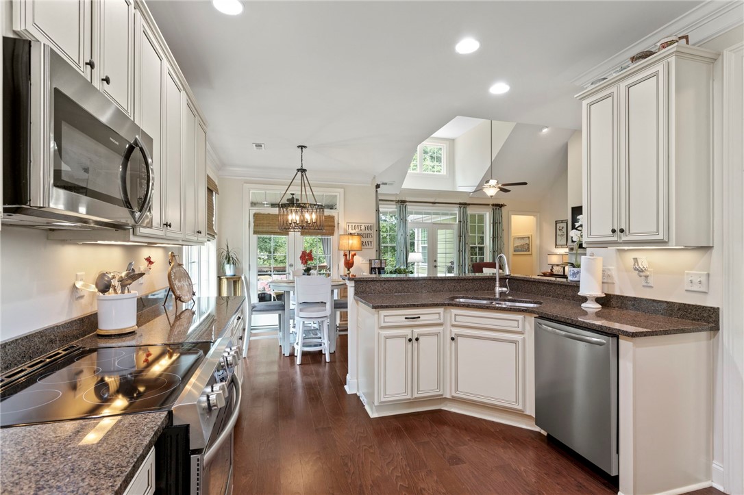 215 Chickadee Trail Easley, SC 29642 - Photo 13 of 39