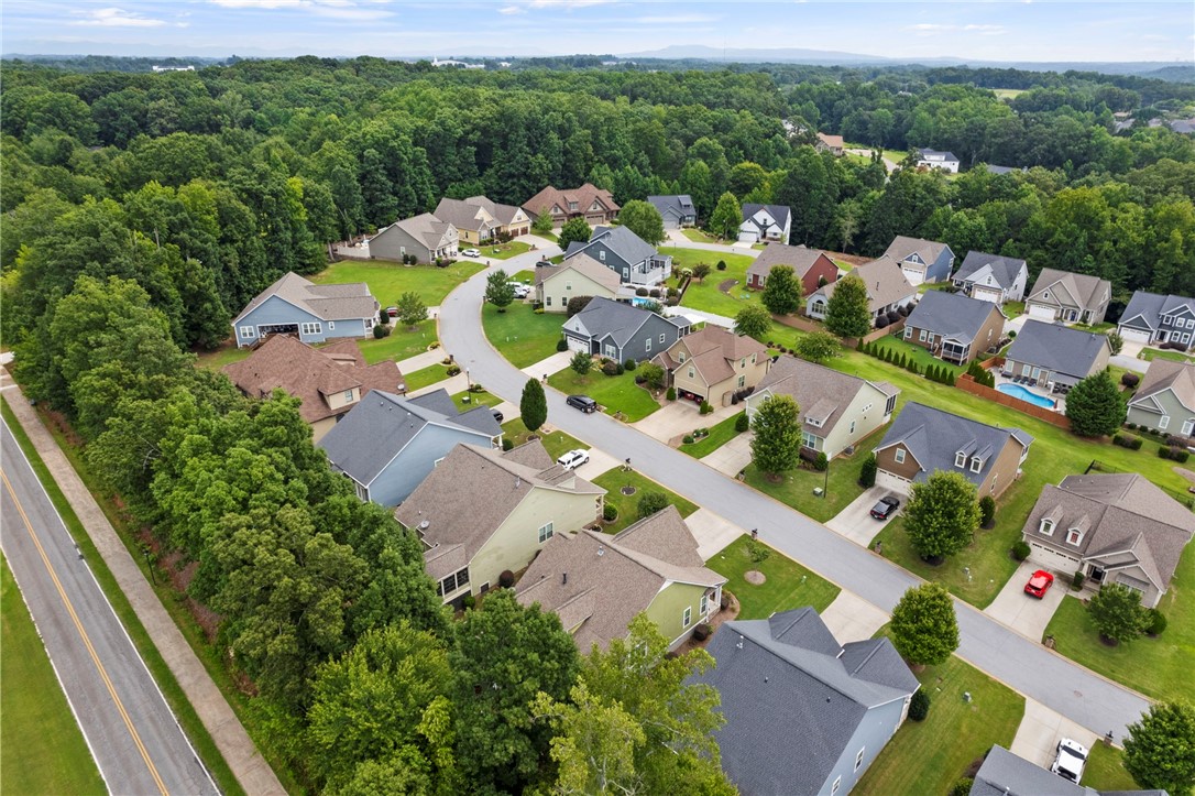 215 Chickadee Trail Easley, SC 29642 - Photo 32 of 39