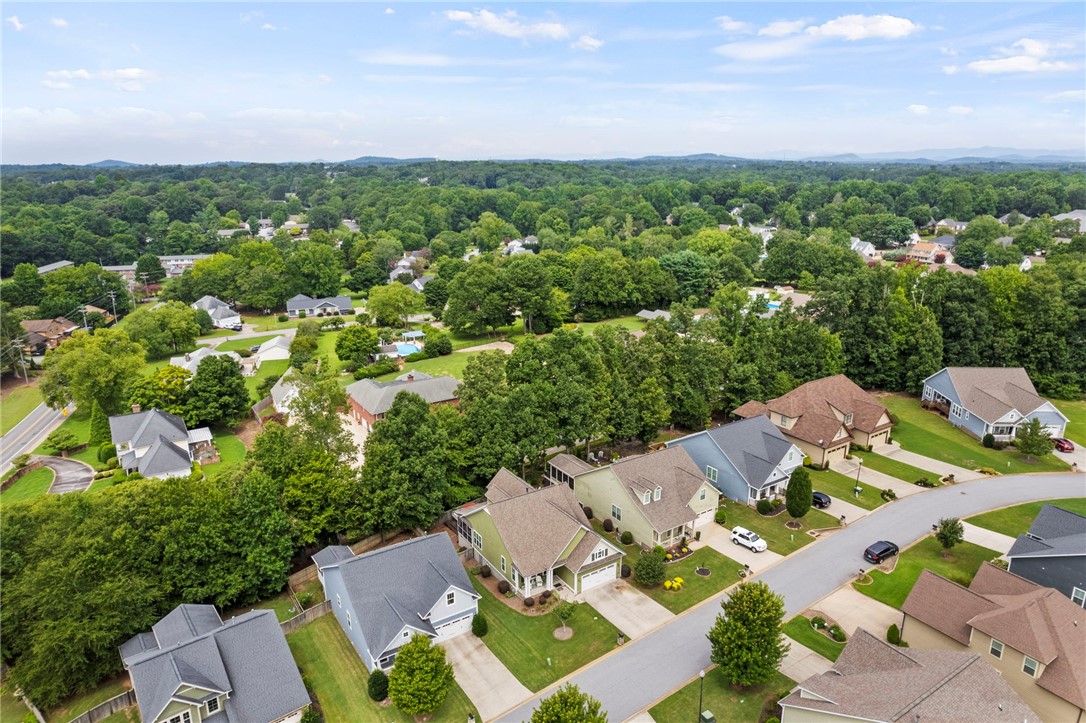 215 Chickadee Trail Easley, SC 29642 - Photo 35 of 39