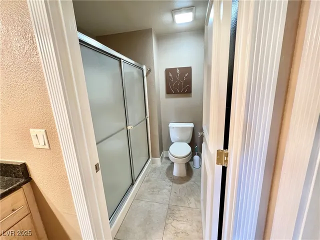 $1,895 | 260 East Flamingo Road, Unit 204, Las Vegas, NV 89169