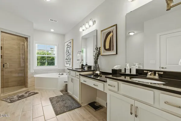 $639,000 | 1200 Gathering Park Circle, Unit 304, Cary, NC 27519