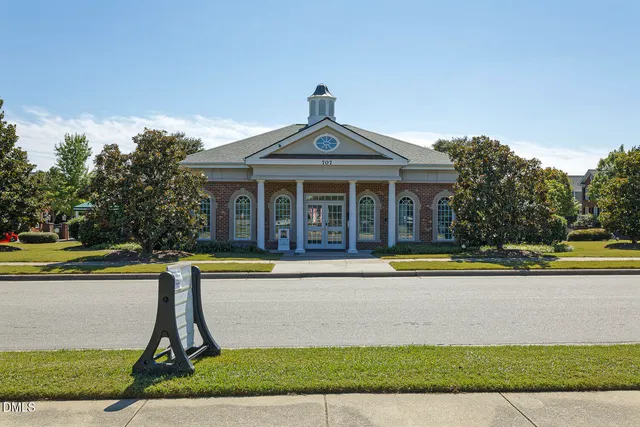 $695,000 | 1200 Gathering Park Circle, Unit 304, Cary, NC 27519