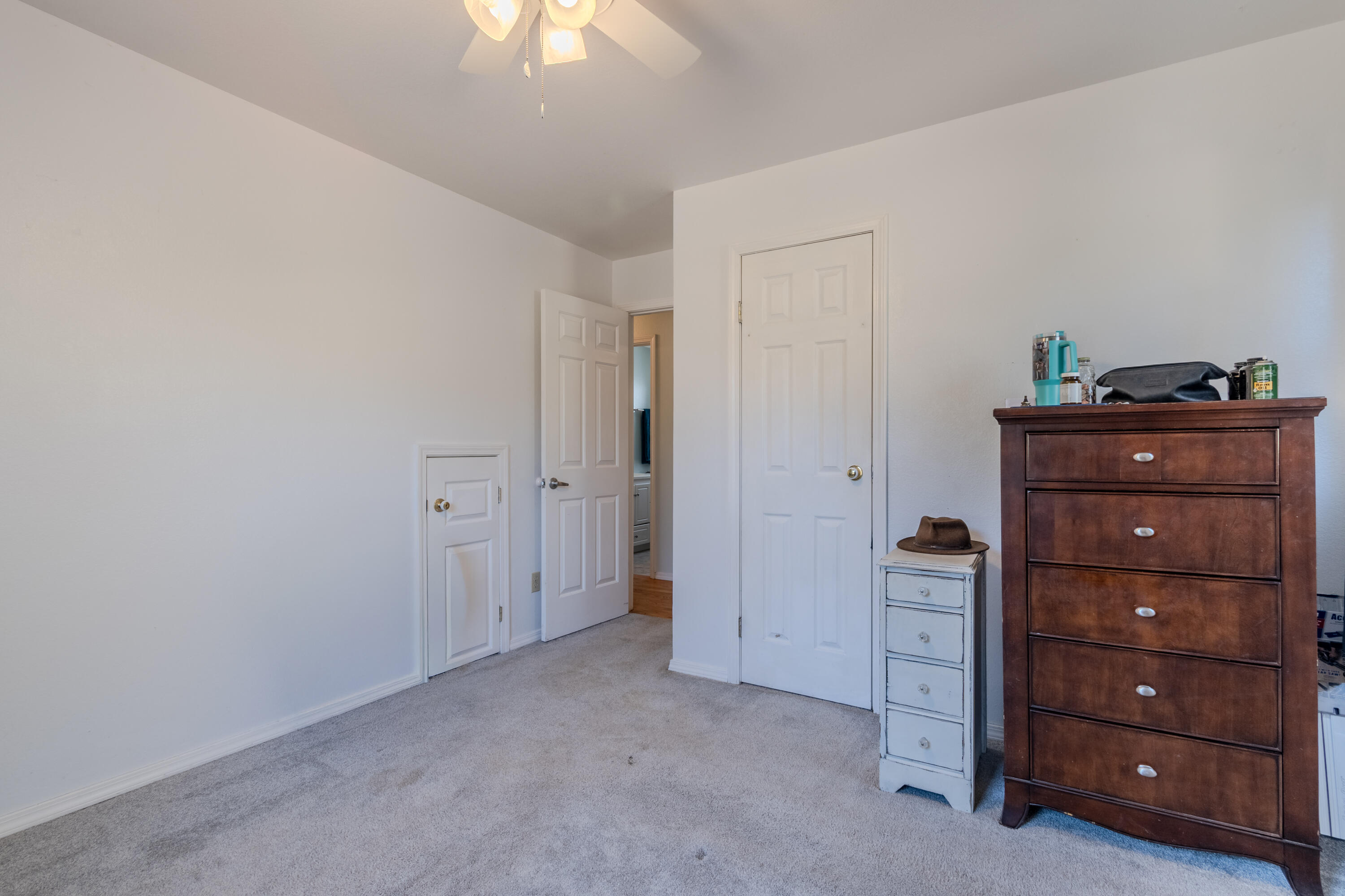127 Lodge Road Trail, OR 97541 - Photo 18 of 37 Downstairs Bedroom