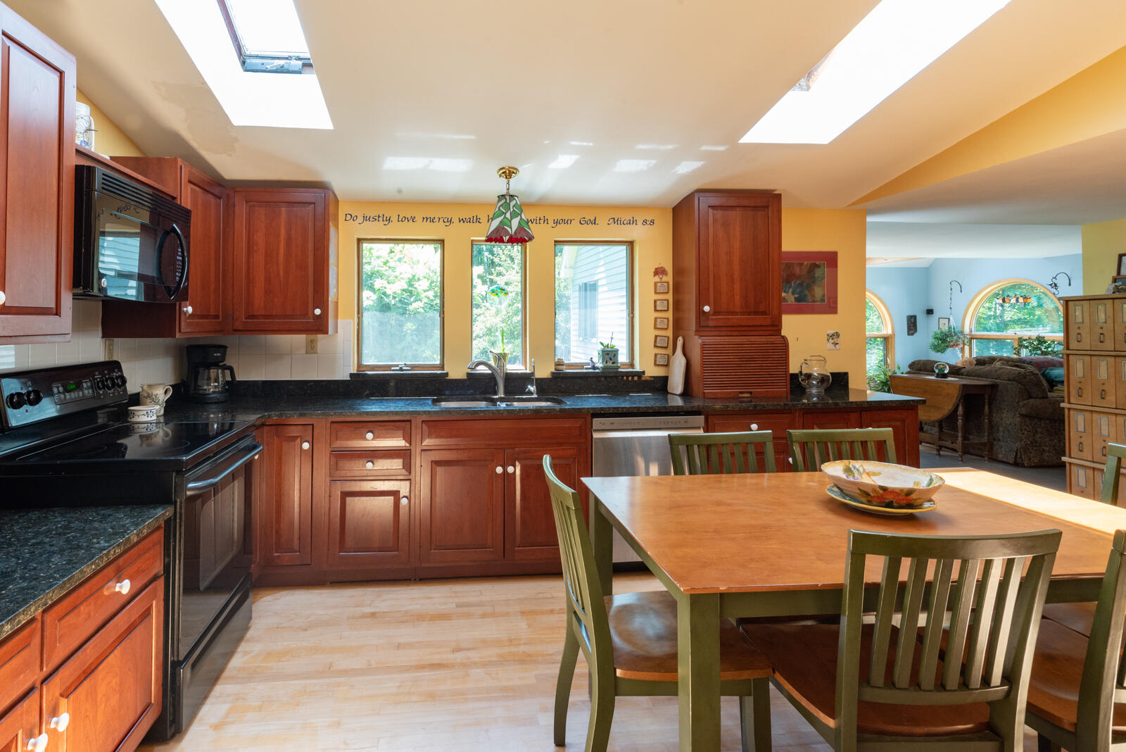 322 West Road Belgrade, ME 04917 - Photo 7 of 74 lakehome_westroad051