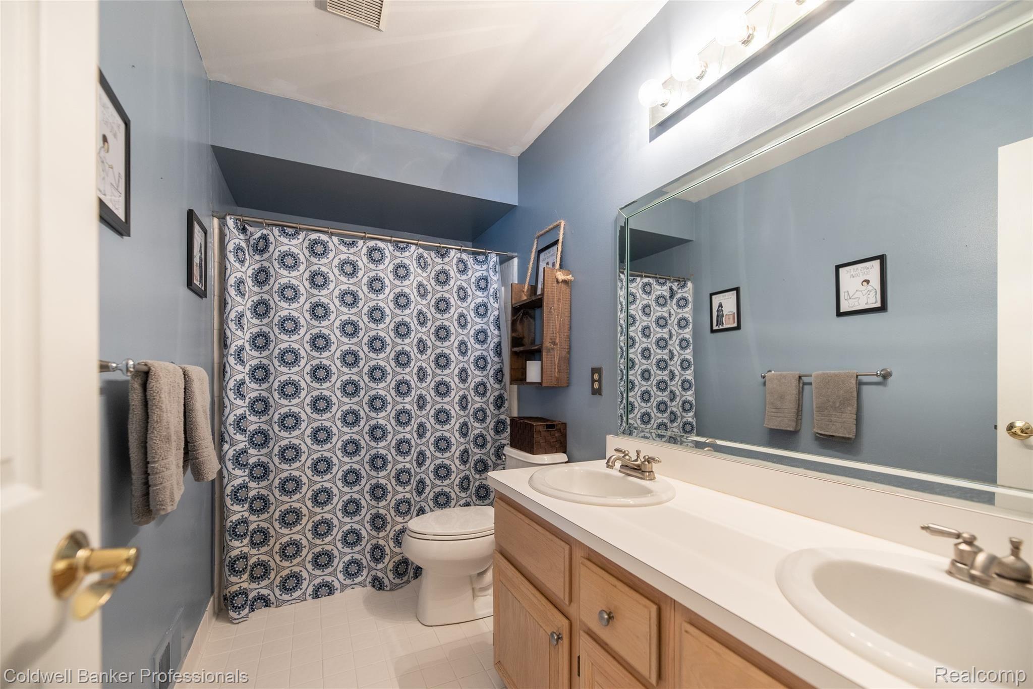 48228 Tilch Road Macomb, MI 48044 - Photo 22 of 44 DSC_4087.jpg