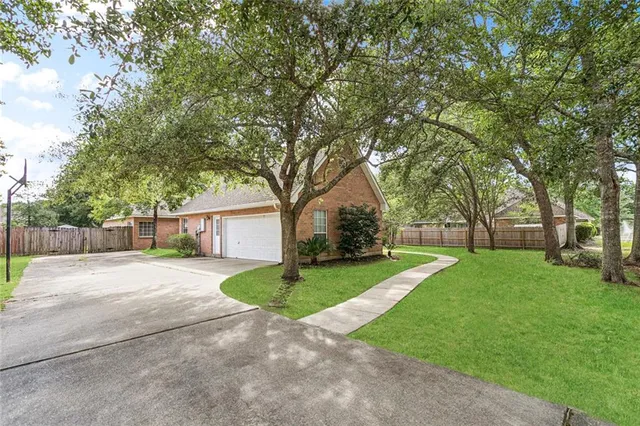 $450,000 | 200 Leeds Drive, Slidell, LA 70461