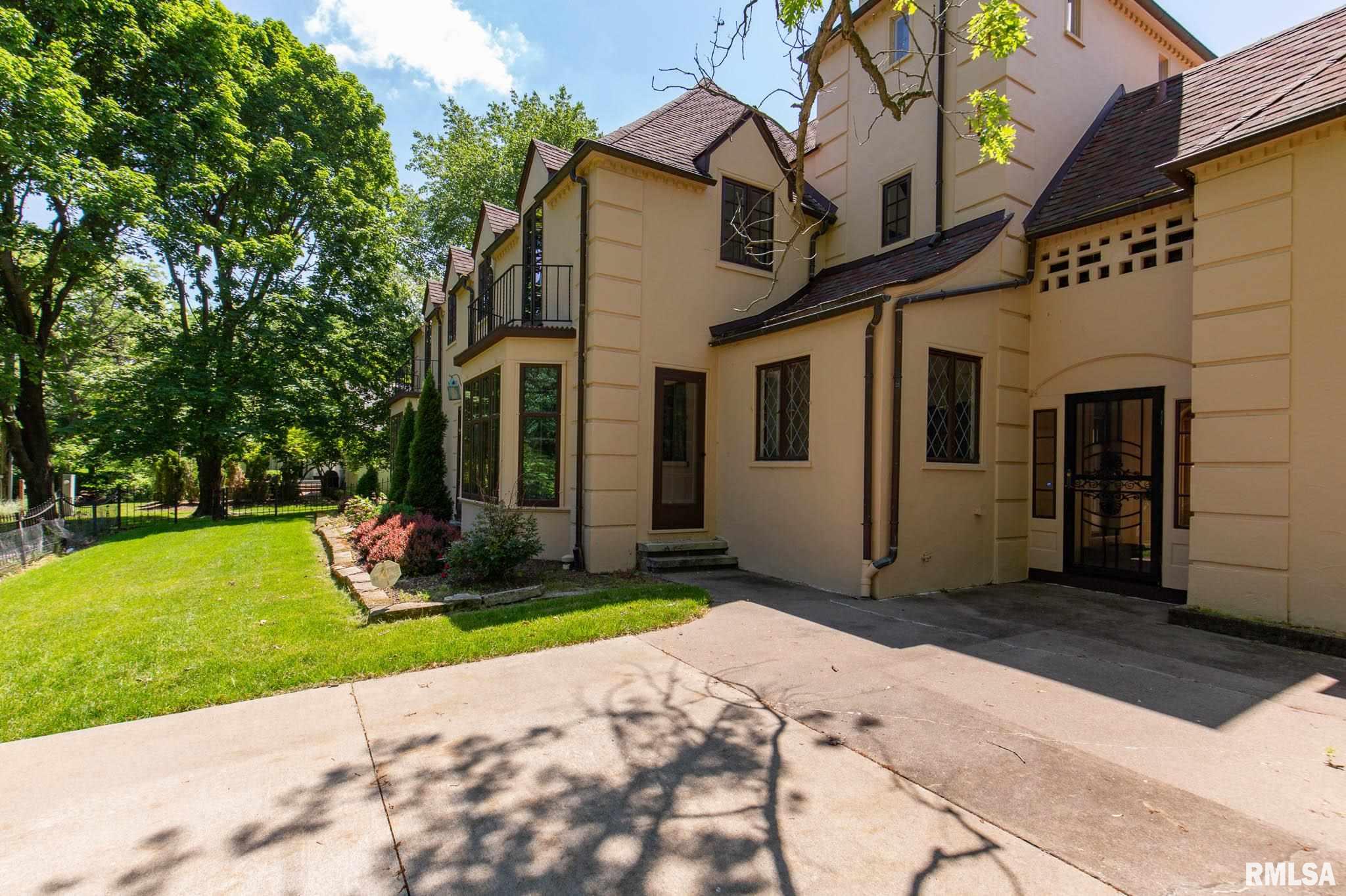 133 Forest Road Davenport, IA 52803 - Photo 30 of 31 Gallery Image 30