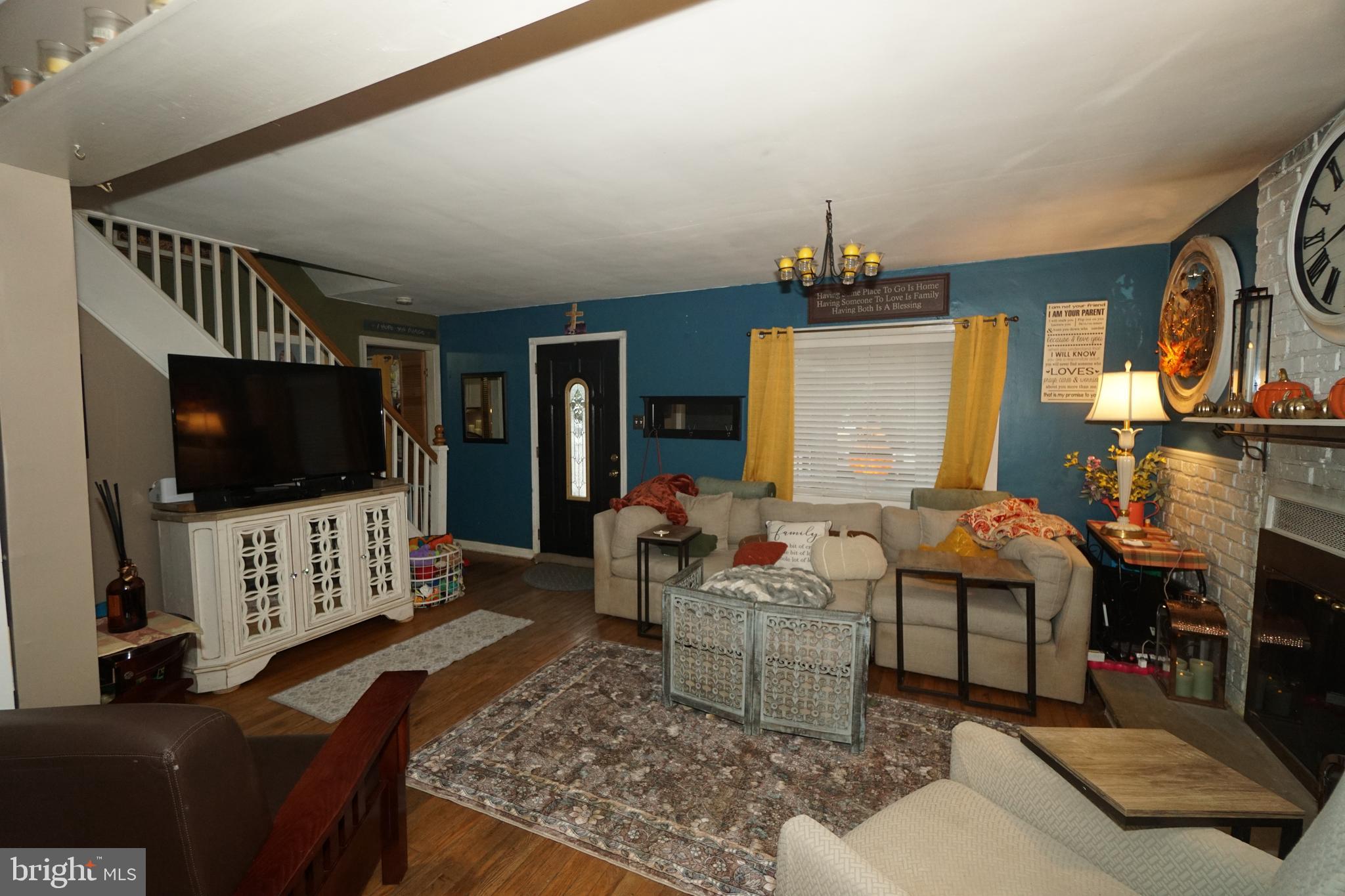 2621 Southampton Road Philadelphia, PA 19116 - Photo 6 of 29 Gallery Image 6