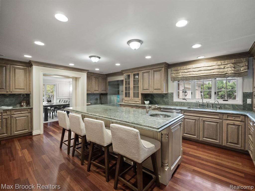 350 Shirley Road Birmingham, MI 48009 - Photo 13 of 60