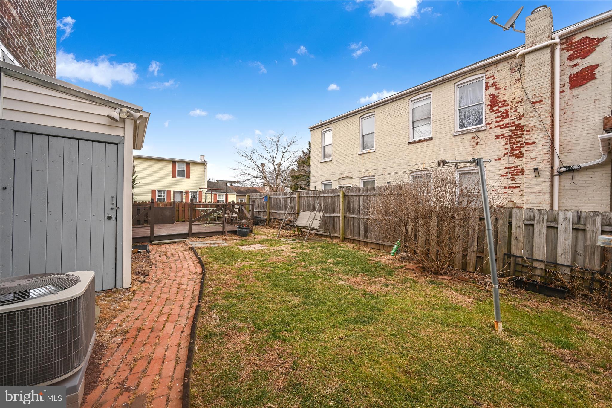 240 Laurel Street Lancaster, PA 17603 - Photo 29 of 31 Exterior Back