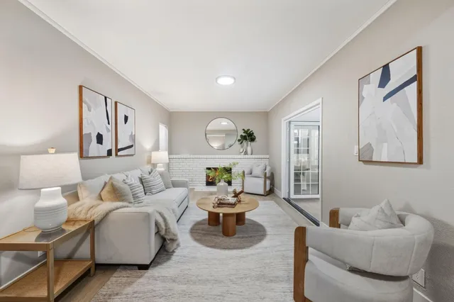 $2,249,000 | 988 Daffodil Way, San Jose, CA 95117