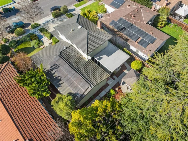 $2,249,000 | 988 Daffodil Way, San Jose, CA 95117