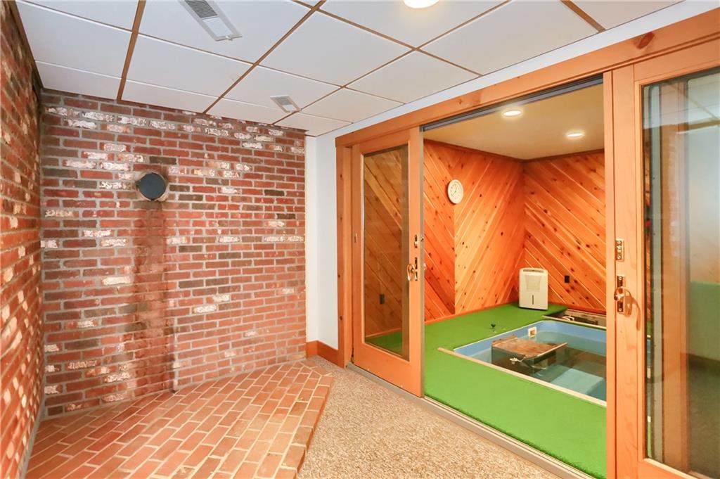 135 Mekis Road Valencia, PA 16059 - Photo 31 of 49