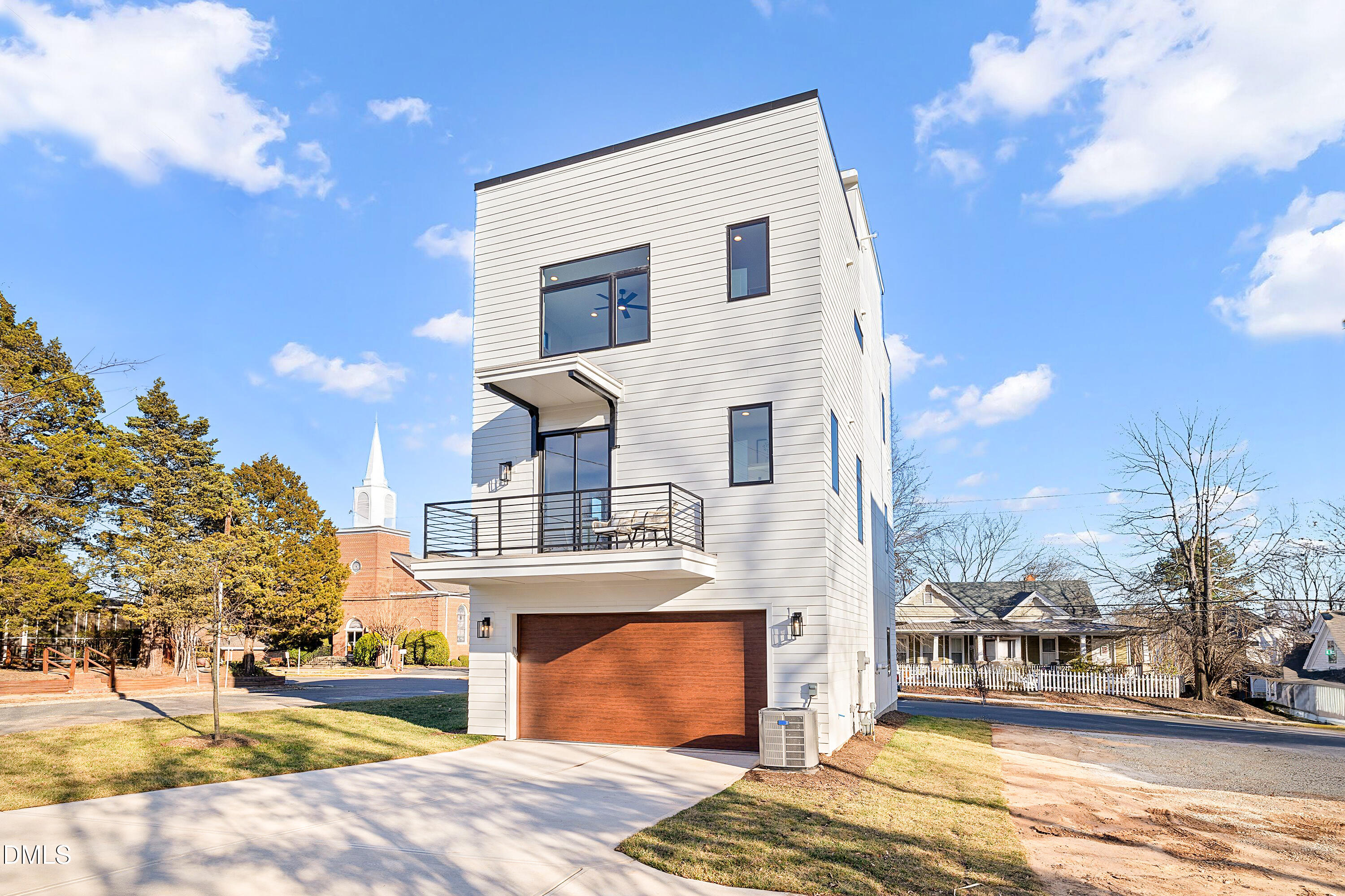 813 North Roxboro Street Durham, NC 27701 - Photo 7 of 79