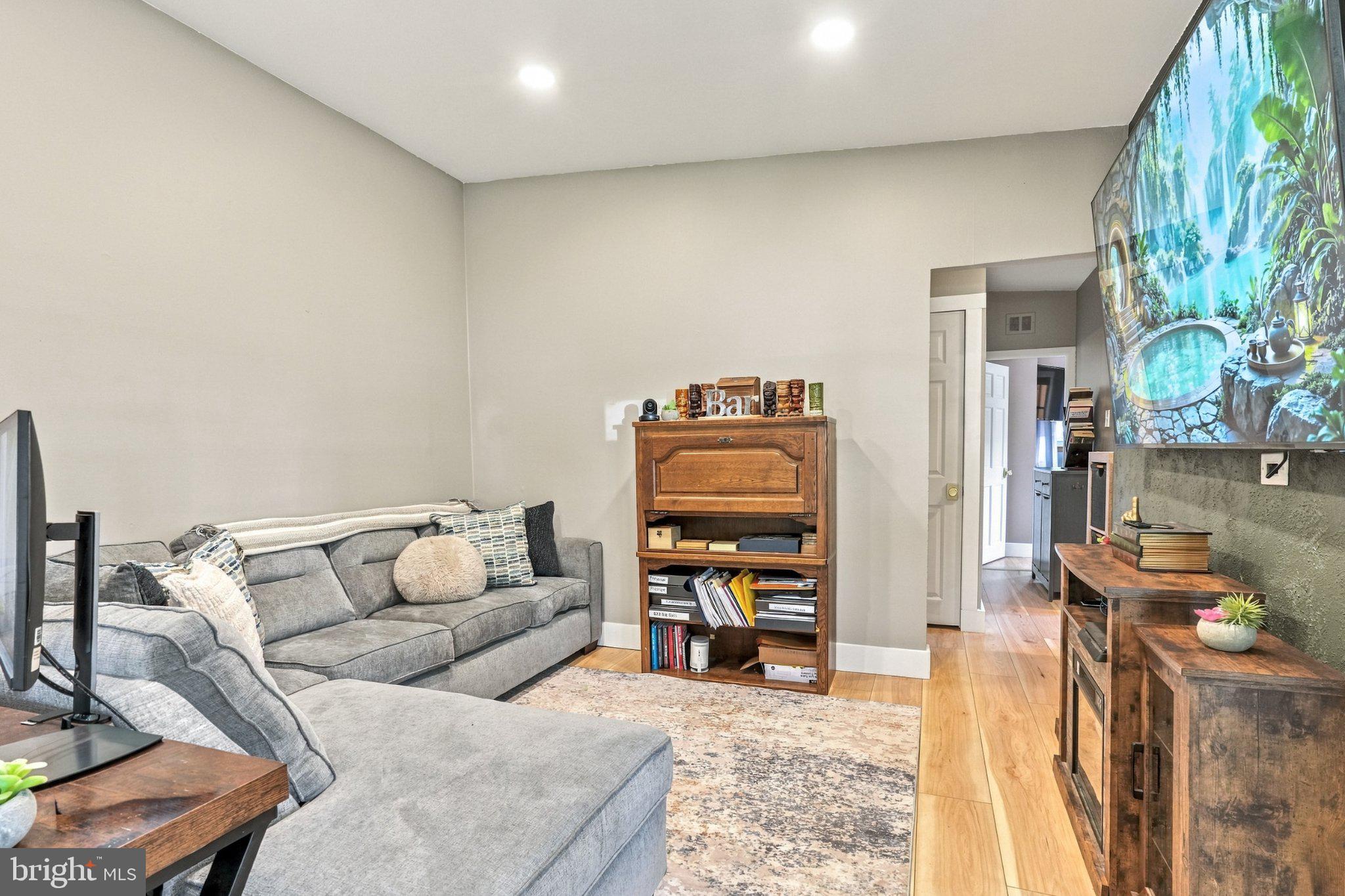 9333 Rising Sun Avenue Philadelphia, PA 19115 - Photo 11 of 39 Gallery Image 11