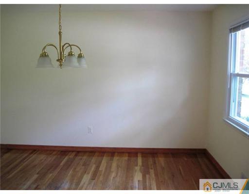 6 Putnam Road East Brunswick, NJ 08816 - Photo 5 of 10 Gallery Image 5