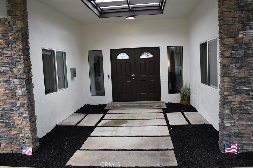 1156 Lyndhurst Drive Riverside, CA 92507 - Photo 4 of 57