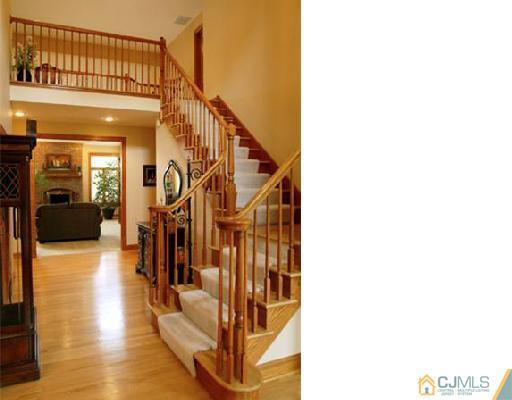 70 Petty Road Cranbury, NJ 08512 - Photo 4 of 10 Gallery Image 4