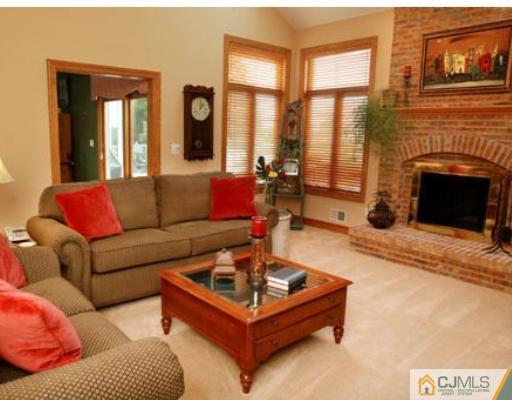 70 Petty Road Cranbury, NJ 08512 - Photo 5 of 10 Gallery Image 5