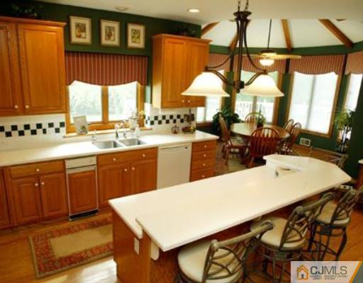 70 Petty Road Cranbury, NJ 08512 - Photo 7 of 10 Gallery Image 7