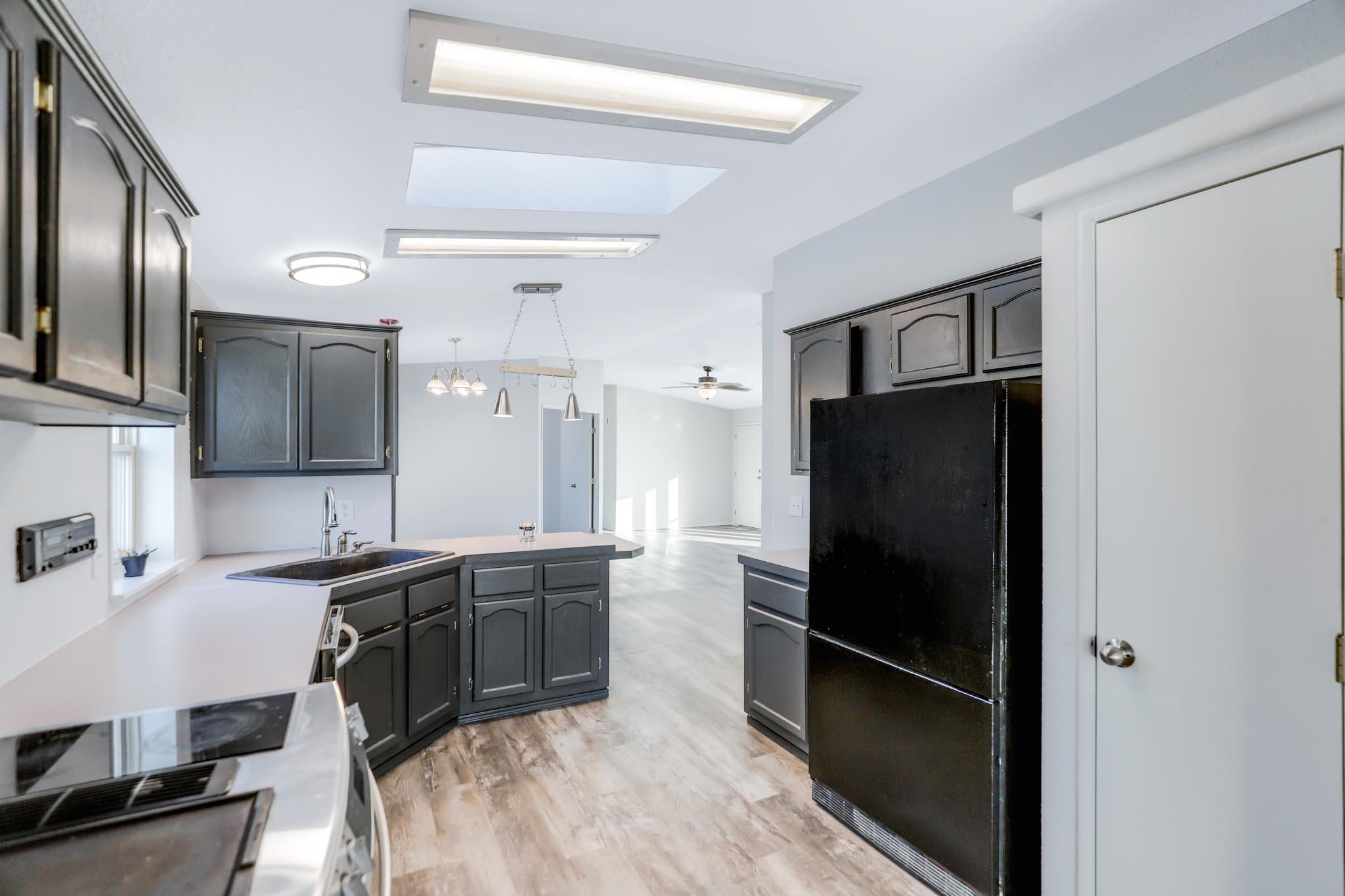 8519 West Dahl Road Deer Park, WA 99006 - Photo 8 of 22 Gallery Image 8