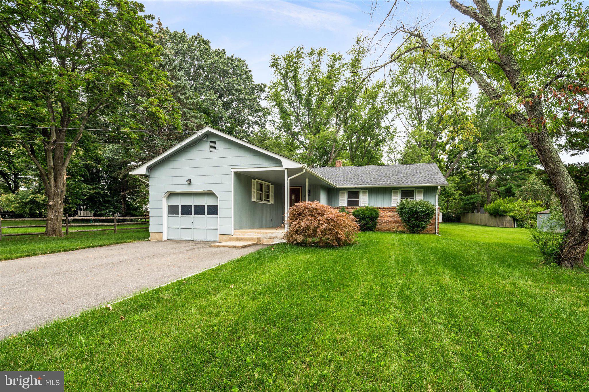 5 Brooktree Road Hightstown, NJ 08520 - Photo 2 of 28 Gallery Image 2