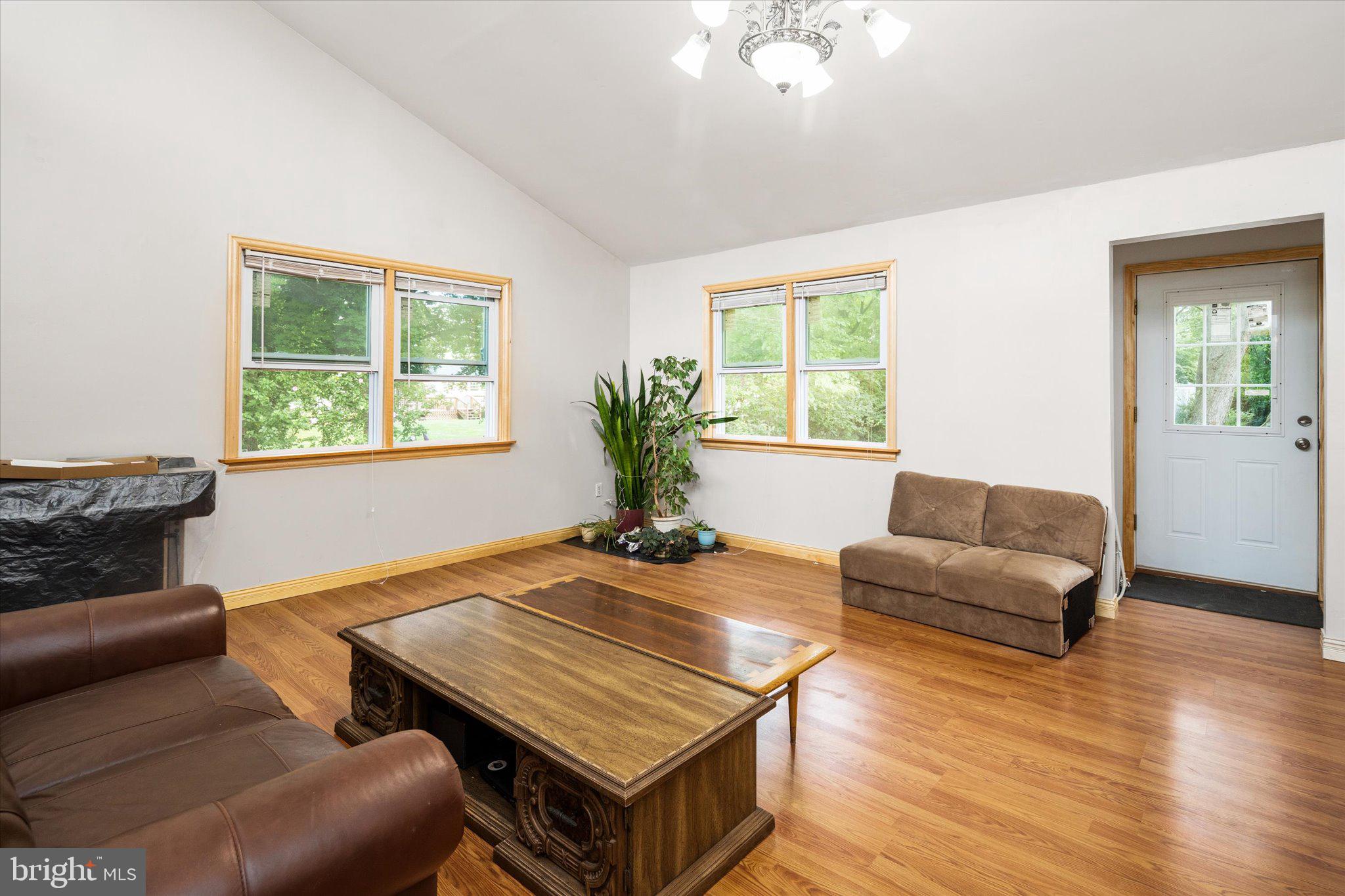 5 Brooktree Road Hightstown, NJ 08520 - Photo 11 of 28 Gallery Image 11