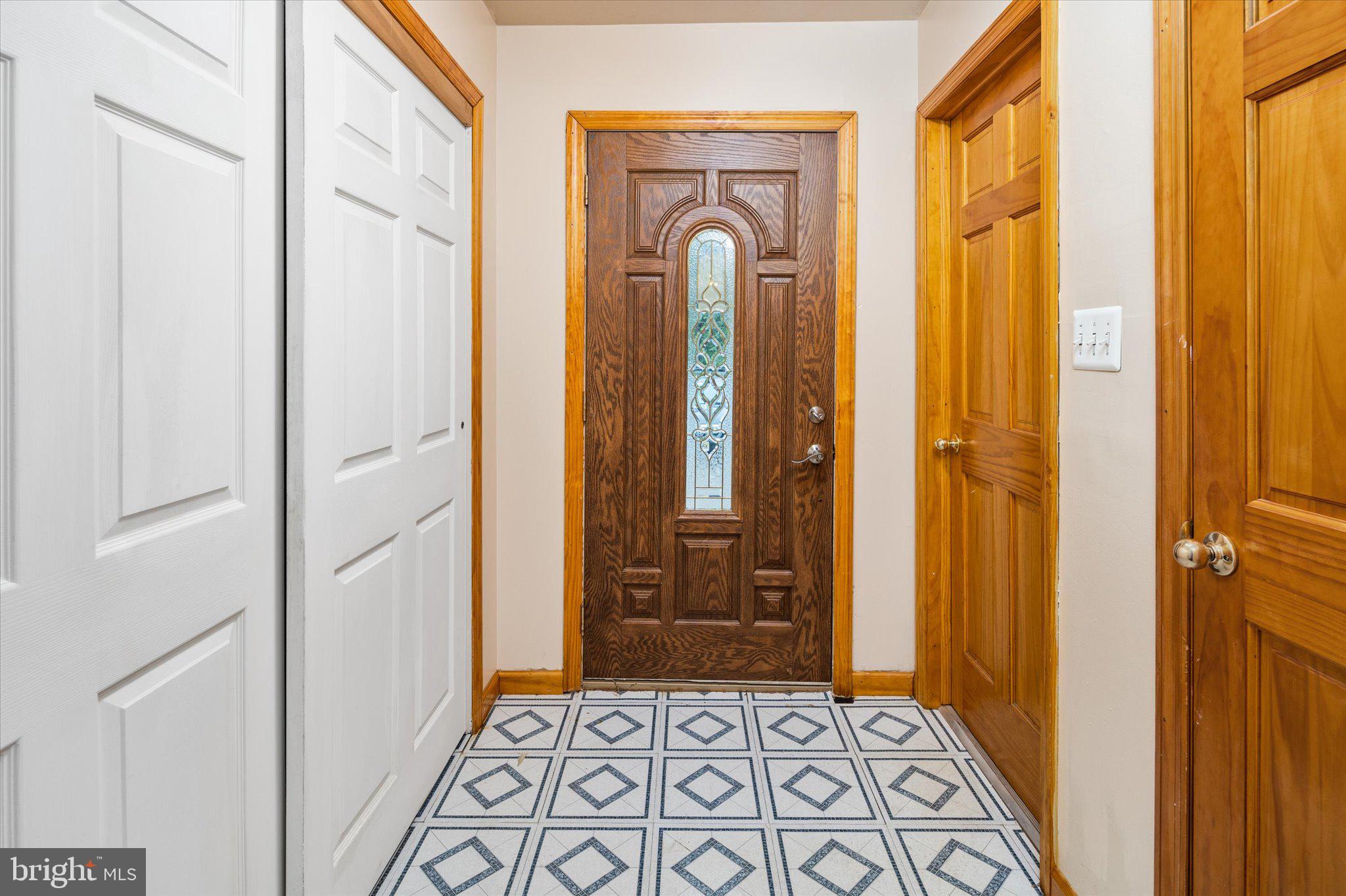 5 Brooktree Road Hightstown, NJ 08520 - Photo 4 of 28 Gallery Image 4