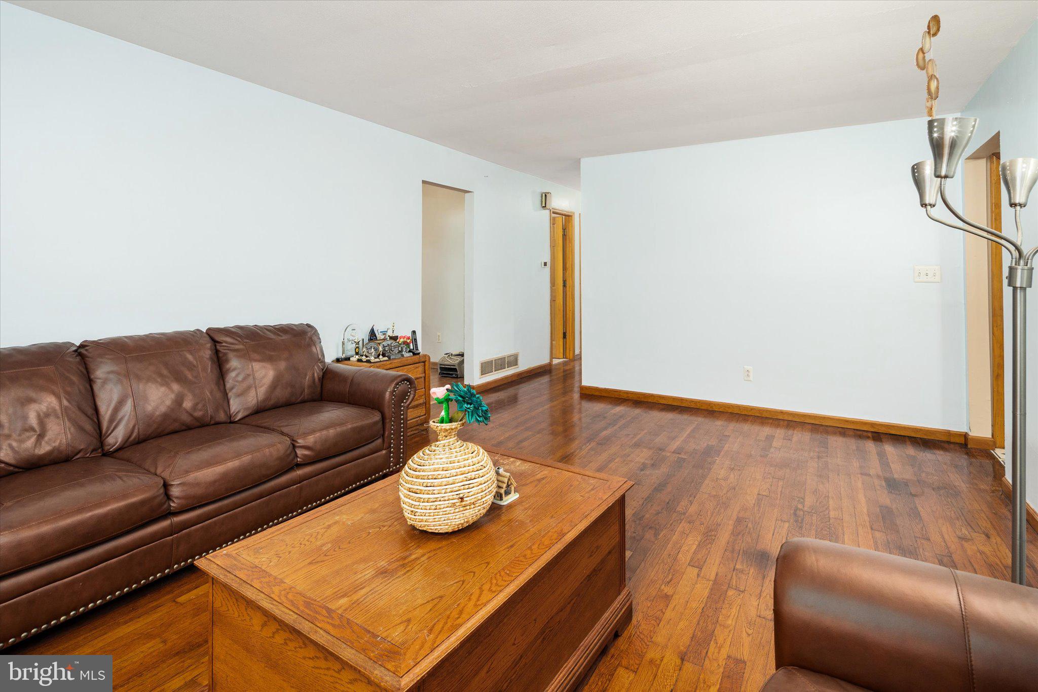 5 Brooktree Road Hightstown, NJ 08520 - Photo 6 of 28 Gallery Image 6