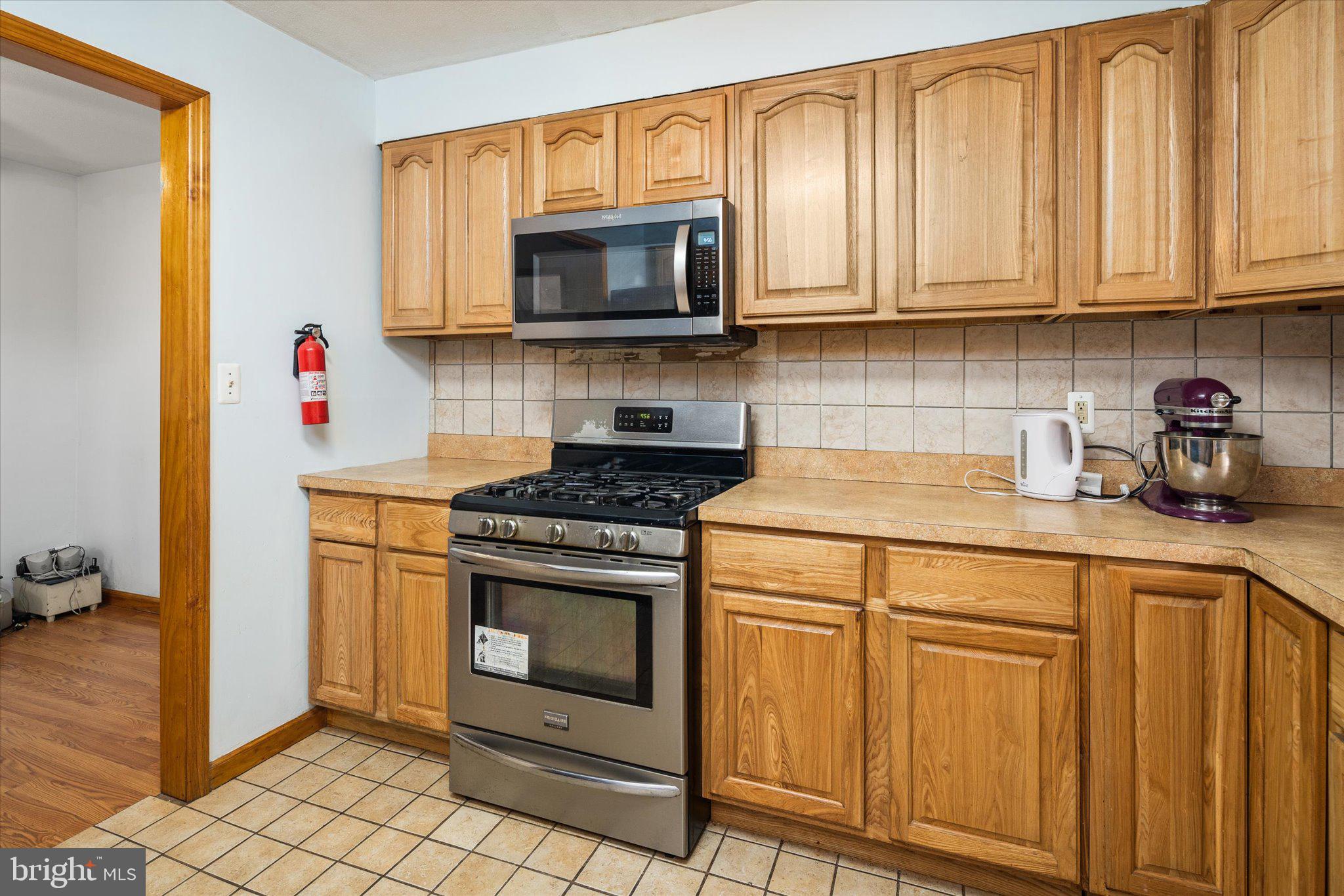 5 Brooktree Road Hightstown, NJ 08520 - Photo 10 of 28 Gallery Image 10