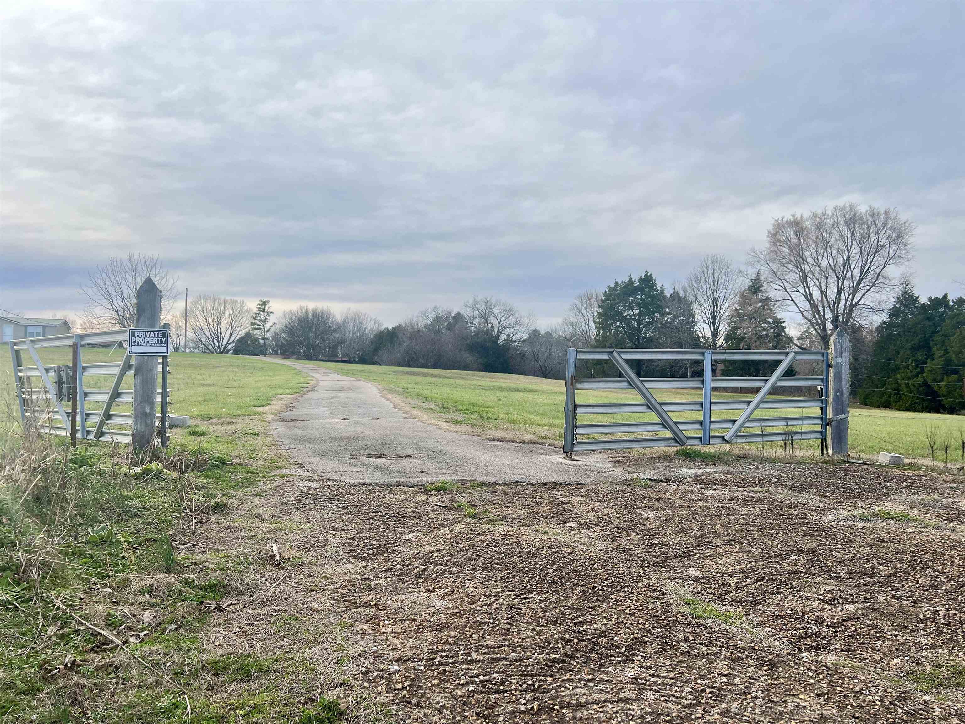 3015 Nance Bend Road Linden, TN 37096 - Photo 26 of 29 Gallery Image 26