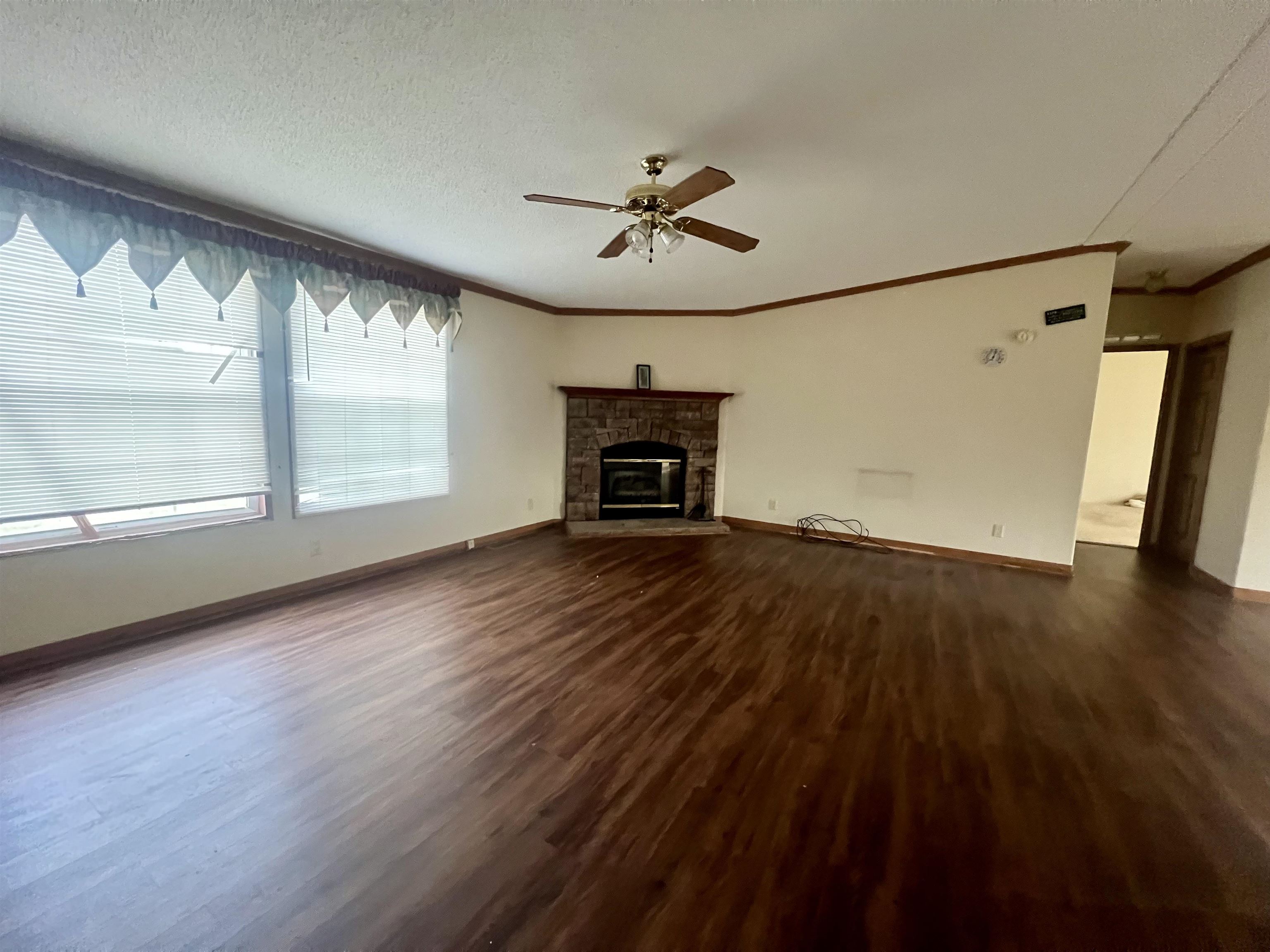 3015 Nance Bend Road Linden, TN 37096 - Photo 5 of 29 Gallery Image 5