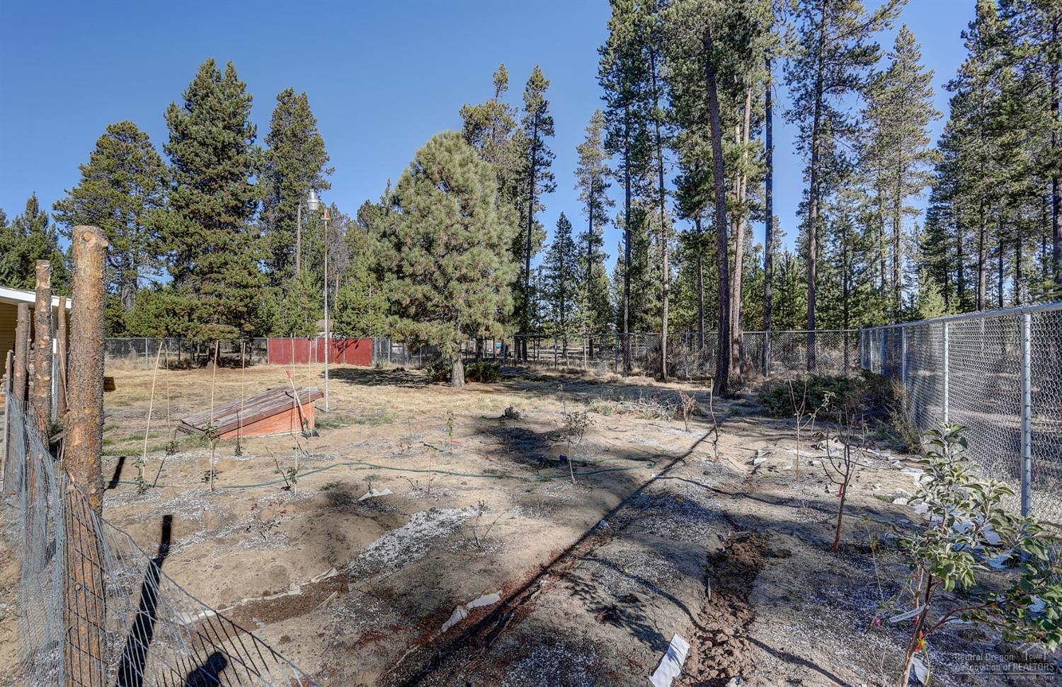 17390 Wells Road Bend, OR 97707 - Photo 20 of 25 Additional Photo