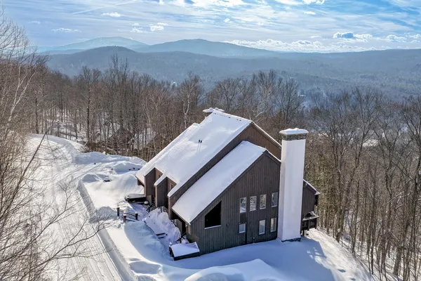$399,800 | 107 Blueberry Ledge Ridge, Unit L45, Plymouth, VT 05056