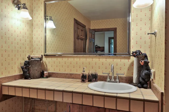 $429,000 | 107 Blueberry Ledge Ridge, Unit L45, Plymouth, VT 05056